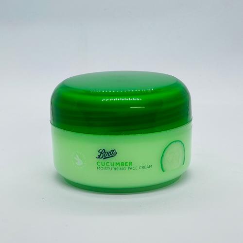 BOOTS CUCUMBER MOISTURISING FACE CREAM